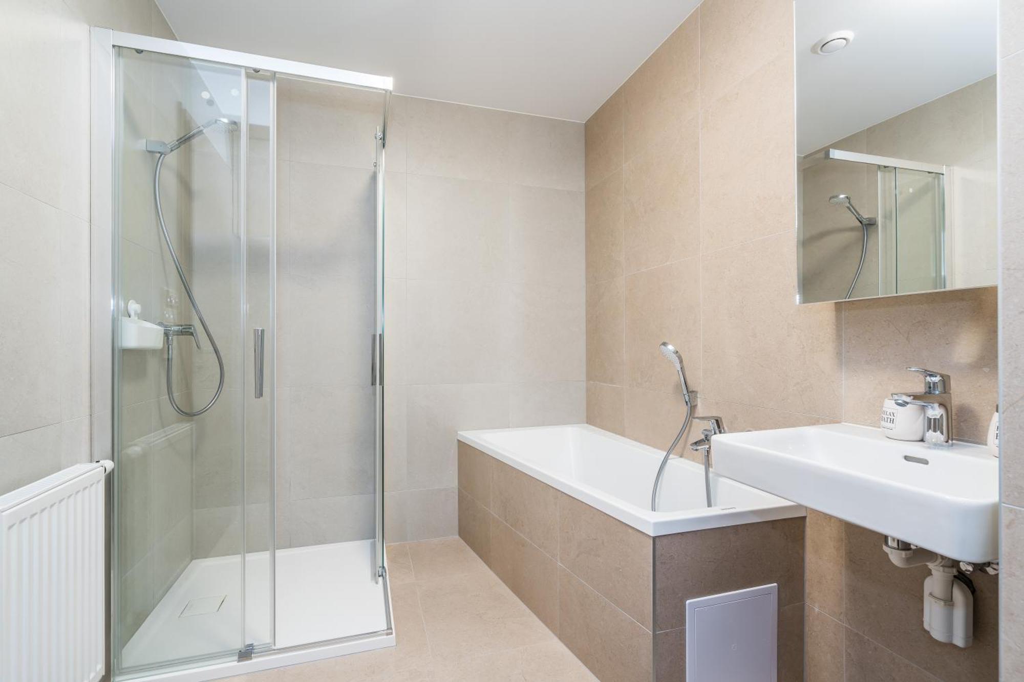 Апартаменты Perla Hradce 401 Градец-Кралове Экстерьер фото