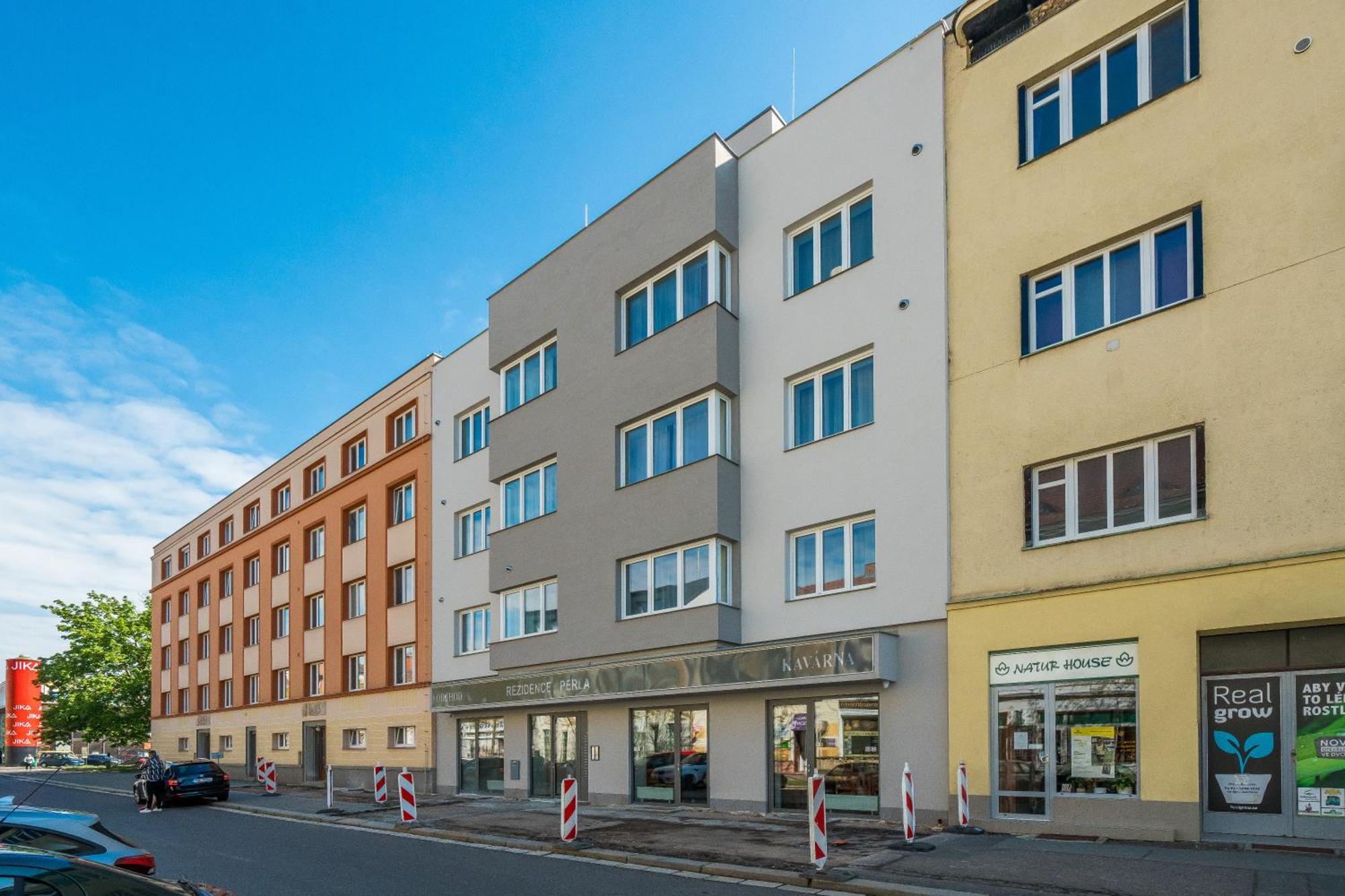 Апартаменты Perla Hradce 401 Градец-Кралове Экстерьер фото