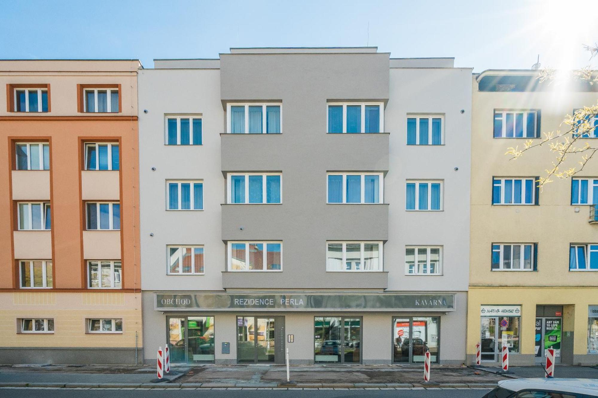 Апартаменты Perla Hradce 401 Градец-Кралове Экстерьер фото